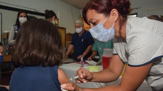 Operativo de vacunación en jardines maternales de Godoy Cruz: días y horarios para completar el calendario