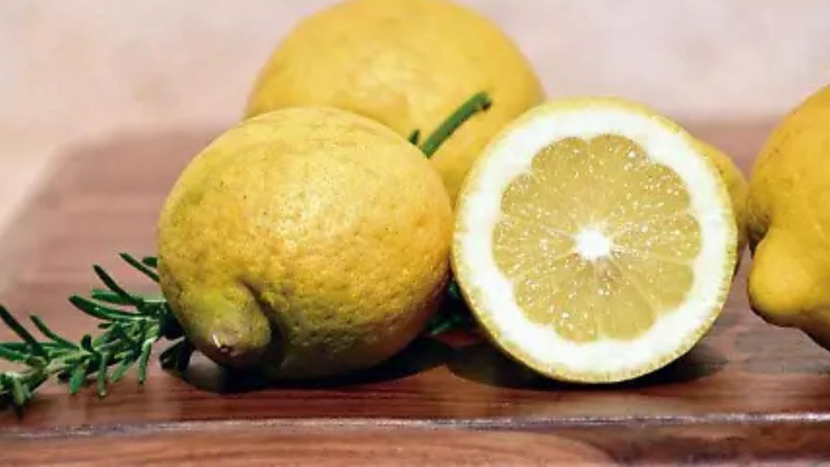 No tires el limón que te quedó en la heladera, es un tesoro para tu cocina que debes aprovechar