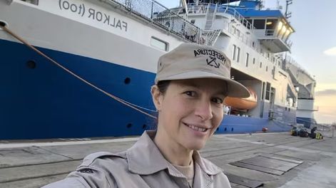 Nadia Cerino (o Coralina), la bióloga del streaming en el fondo del mar