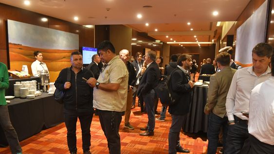 El Ciclo Pilares reunió en el Sheraton a empresarios y funcionarios para debatir sobre tecnología, industria y el futuro productivo de Mendoza.