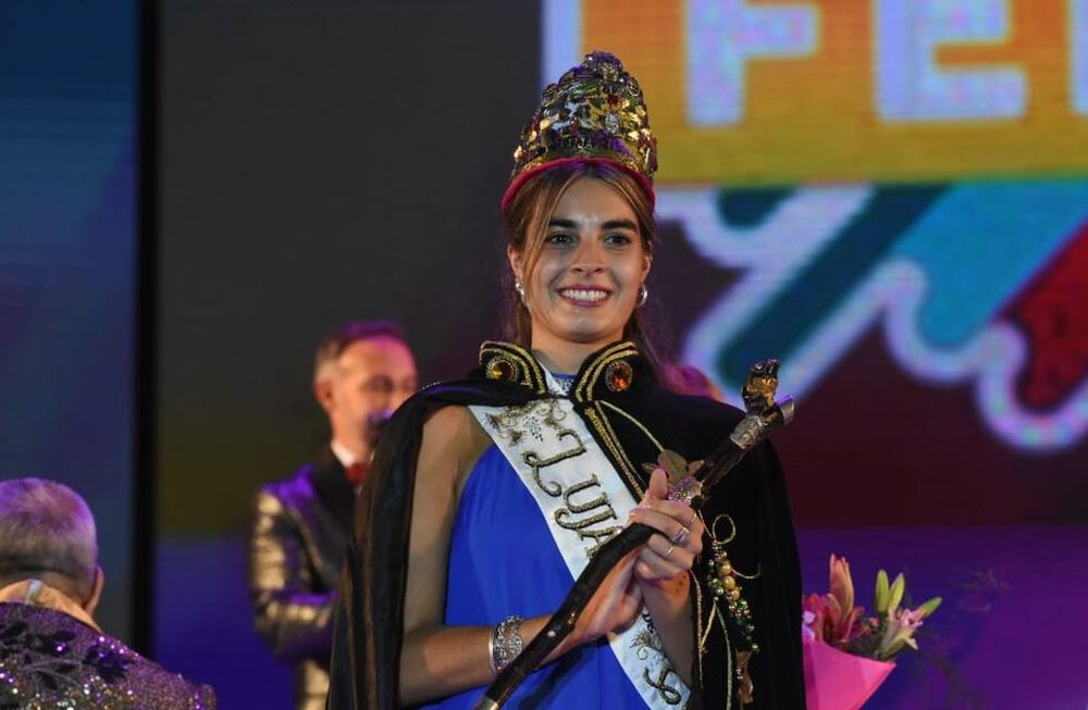 María Guadalupe Althabe (reina lujanina 2020) ostentará la corona y el cetro vendimial un año más; ya que no se elegirá a la sucesora.