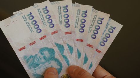 El beneficio se deposita a mes vencido y los montos se ajustan al salario mínimo, vital y móvil.