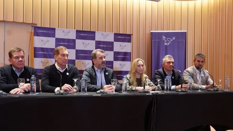 La Libertad Avanza y el PRO confirmaron la alianza en la provincia de Buenos Aires y lo anunciaron los referentes Guillermo Montenegro, Diego Santilli, Cristian Ritondo, Karina Milei y Martín Menem.