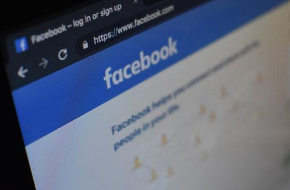 Aunque comenzaron charlando por MSN, luego el agresor y la víctima se agregaron a Facebook.