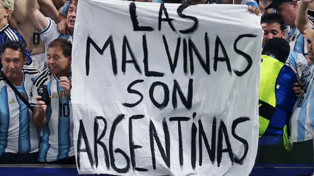 La mítica bandera de las Malvinas que fue protagonista del Mundial 2026.