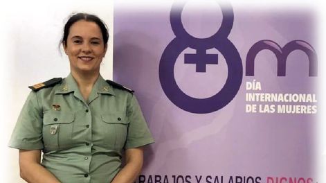 La persecución contra la sargento Gloria Moreno - Por Rosa Montero