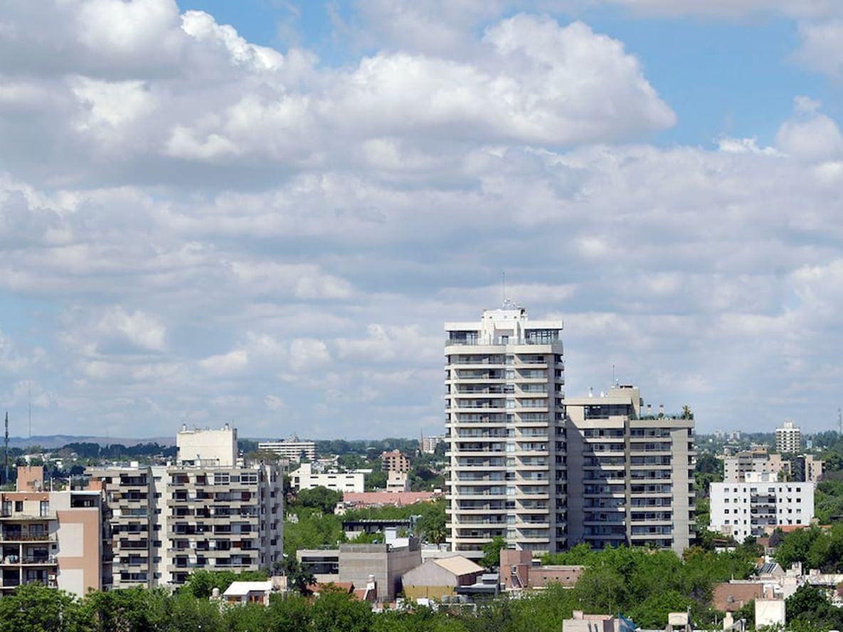 El pronóstico para Mendoza anticipa un cielo mayormente nublado.
