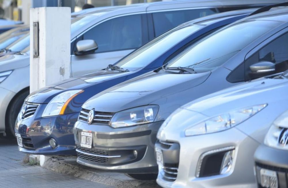 Falsa promotora detenida acusada de estafar con falsas ventas de automóviles