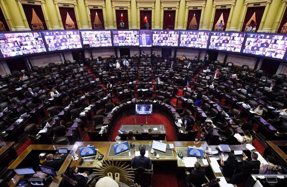 Hoy se tratará la ley del impuesto a la riqueza.