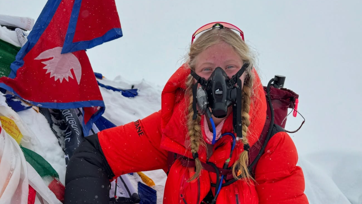 Sufrió edema pulmonar en el Everest a los 17 años, regresó meses después y rompió un récord histórico