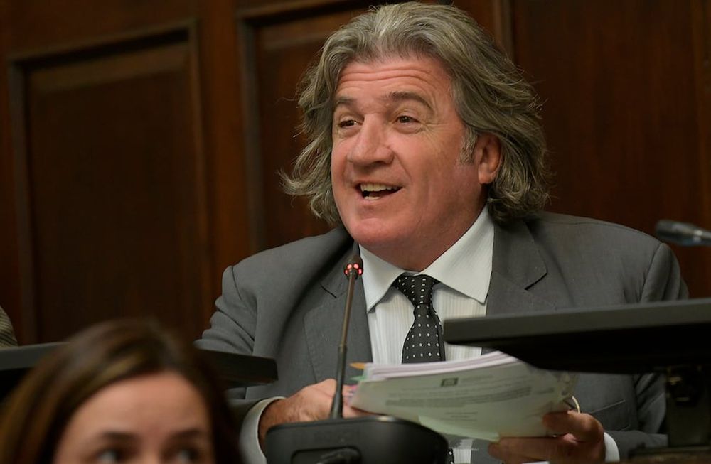 La Cámara de Diputados debate finalmente el Presupuesto 2023 y las leyes de Avalúo e Impositiva, en la cual el oficialismo, que tiene los votos para aprobarlos, pondrá el foco en tratar de llegar a los dos tercios de legisladores necesarios para recibir la autorización para endeudarse para realizar una serie de obras públicas.José Luis RamónFoto: Orlando Pelichotti