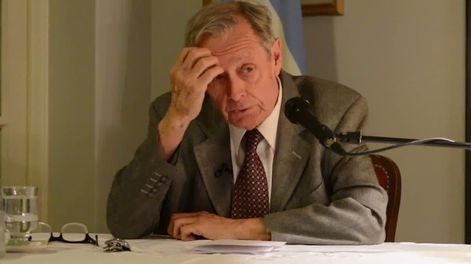 El profesor Miguel Verstraete poseía una calidad humana extraordinaria, una inteligencia potente y profunda, y un sólido y sencillo sentido práctico.