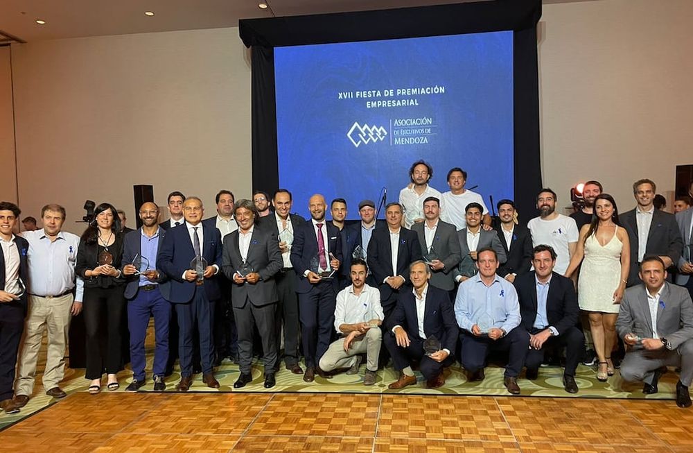 Ganadores en la Fiesta Anual de Premiación Empresaria, que organiza la Asociación de Ejecutivos de Mendoza.