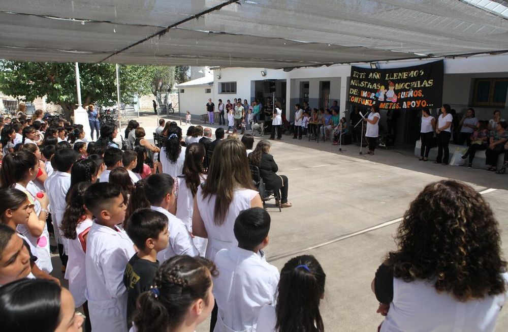 Comienzan las clases con nueva metodología en la escuela primaria