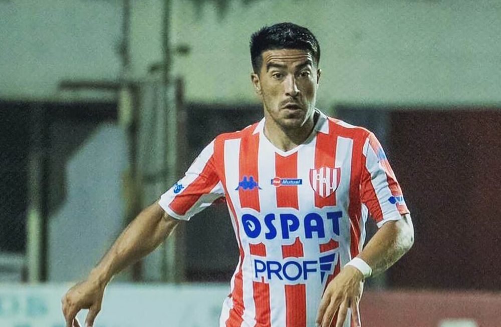 Nelson Acevedo, el nuevo refuerzo de Godoy Cruz Antonio Tomba.