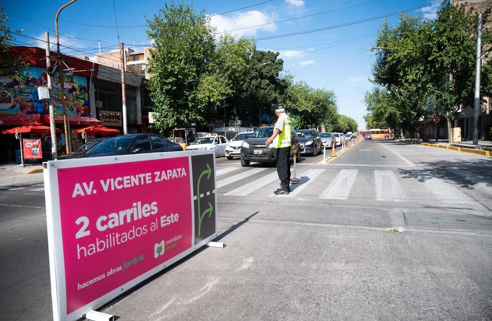 Se implementó el cambio de sentido en dos carriles de calle José Vicente Zapata