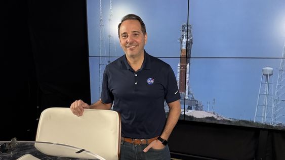 Momento trascendente. El mendocino Gerónimo Villanueva en Cabo Cañaveral, en ocasión del lanzamiento de la Misión Artemis II, en abril 2026.&nbsp; 