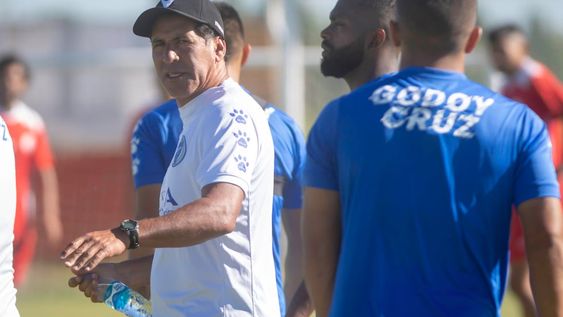 El Tomba arranca con patente nueva