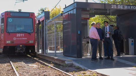 Inauguraron un nuevo parador inteligente del Metrotranvía&nbsp;