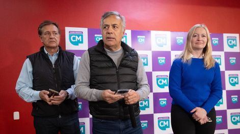 Los Andes | Cambia Mendoza En el comité radical de calle Alem se anunciaron los integrantes de las listas a Diputados Nacionales.Estuvieron presentes el gobernador de Mendoza Rodolfo Suarez, Alfredo Cornejo, Hebe Casado, Lisandro Nieri, Patricia Gimenez, Hebe Vázqu