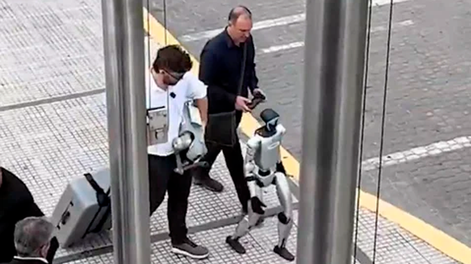 Robot humanoide en Puerto Madero.