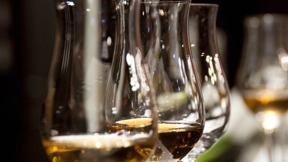 El 25 te esperamos para aprender más sobre vinos: ¡reservá tu lugar!