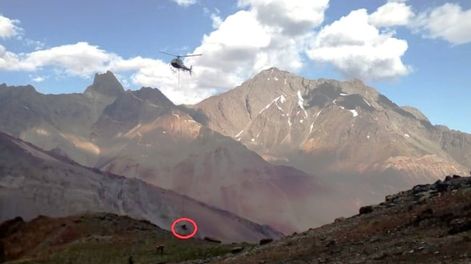 Impactante rescate de película en el Aconcagua: bajaron a un andinista colgado de una soga. Foto: Prensa Ministerio de Seguridad de Mendoza