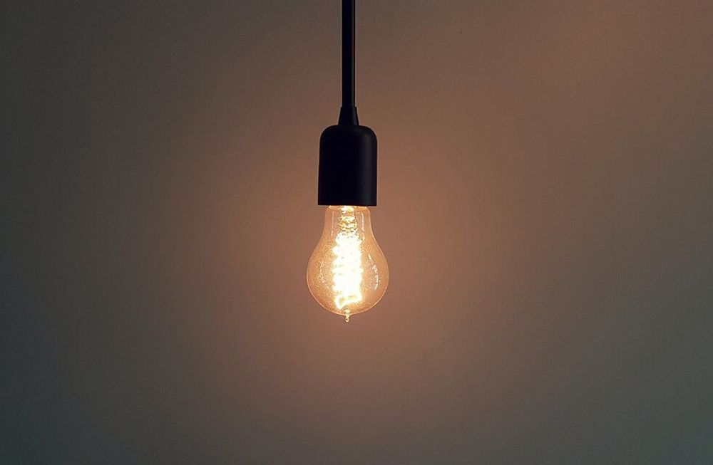 Qué tope de aumento fijó Nación para la luz