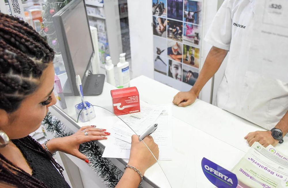 Tendencias. Las ventas de medicamentos bajo recerta a turistas no han tenido un aumento considerable según confirmaron desde el Colegio Farmacetuco.. Foto: Mariana Villa / Los Andes