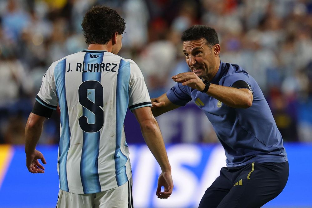 El entrenador volvió a emocionarse tras los goles de Álvarez y Martínez, que sellaron el duro triunfo frente a Suiza y le permitió a la Selección Argentina avanzar a semifinales.&nbsp;
