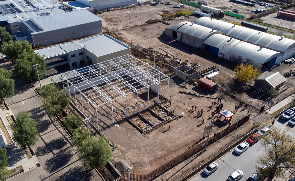 El Banco de Alimentos mostró los avances del futuro centro de operaciones