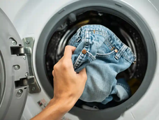 los mejores trucos de limpieza para que los jeans te queden comodos y duren mas
