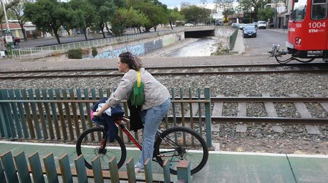 Los Andes | Ciclovía, Sistema municipal de bicicletas  de Godoy Cruz y Capital, se unificarán para formar parte de la provinciaFoto: José Gutierrez / Los Andes