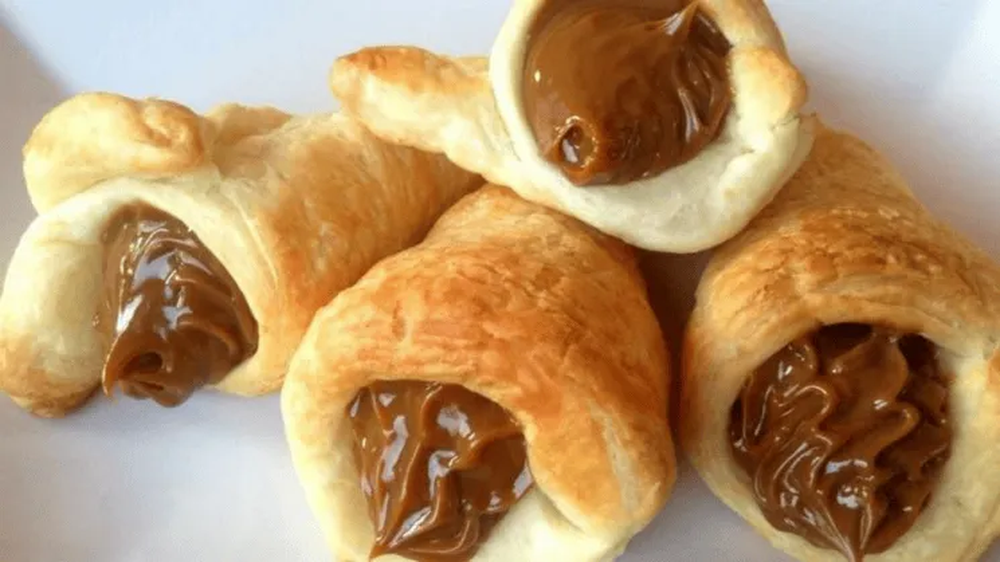 La receta ideal para preparar facturas rellenas de dulce de leche con tapas de empanadas. Imagen ilustrativa / Los Andes La receta ideal para preparar facturas rellenas de dulce de leche con tapas de empanadas. Imagen ilustrativa / Los Andes