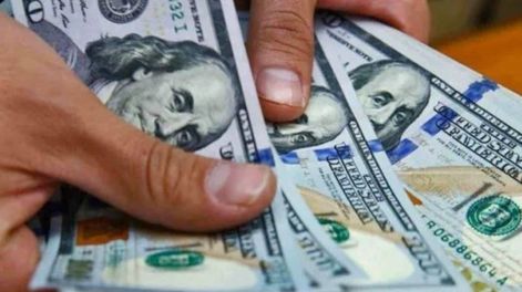 Dólar Blue sigue en baja y ya cuesta menos que el oficial.