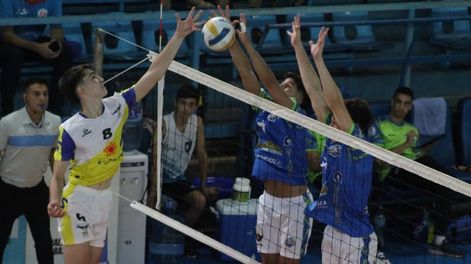 Los Andes | Interesante e intenso partido protagonizaron UPCN de San Juan y San Martín de Porres de Mendoza, por la Liga Nacional de Vóleibol. La victoria fue para el sexteto norteño.