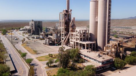 La reducción del peso por bolsa busca mejorar la seguridad y eficiencia en la construcción.