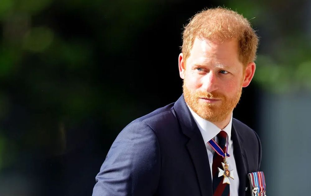 La nueva biografía sobre Principe Harry afirma que hay una fuerte tensión dentro de la realeza británica.