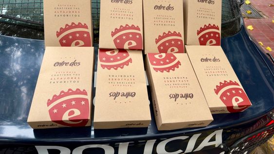 Detuvieron a un ladrón de alfajores que se llevó ocho cajas de un comercio en Ciudad.