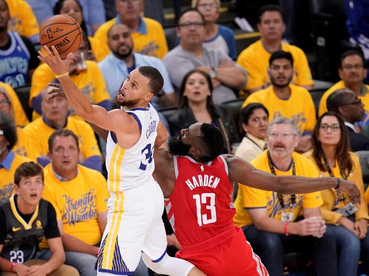 Curry anotó 35 y los Warriors aplastaron a los Rockets por 41 puntos