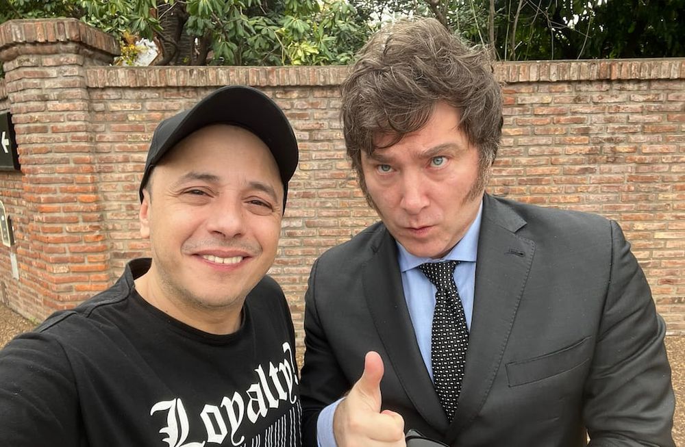 Milei confirmó a El Dipy como su candidato a intendente en La Matanza (Twitter @eldipypapaok)