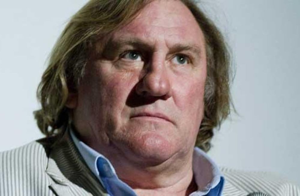 Gérard Dépardieu dio la cara y respondió las graves acusaciones de ataques sexuales