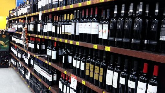 Un proyecto fija que los vinos bonaerenses deberán tener 2% de las góndolas