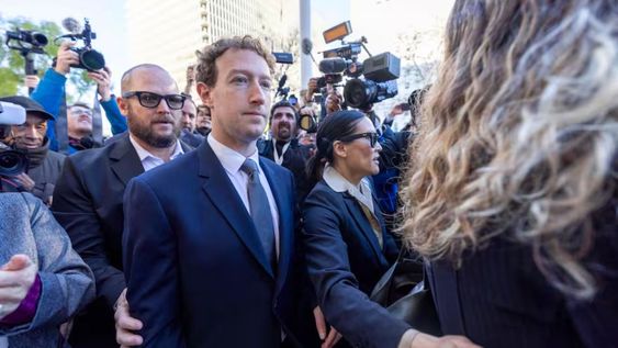 Mark Zuckerberg, CEO de Meta, a su llegada al juicio en Los Ángeles el 18 de febrero de 2026.
