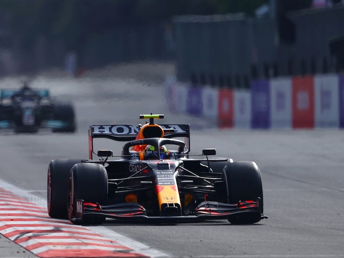 El mexicano logró su segundo triunfo en F1.