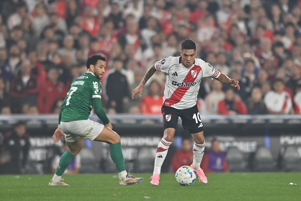 Juan Fernando Quintero fue determinante para que River cambiara su juego y mereciera el empate.