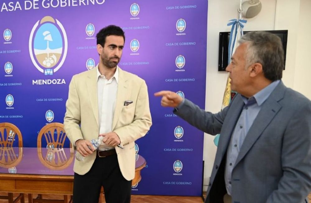 Alfredo Cornejo autorizó la emisión de deuda por 224.000 millones de pesos para refinanciar la deuda provincial. Prensa Gobierno