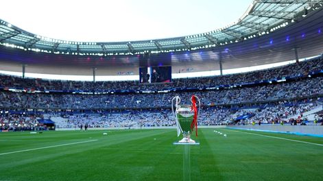 El trofeo de la Champions League en el estadio de París en la última gran final que animaron Real Madrid y Liverpool. / Gentileza.