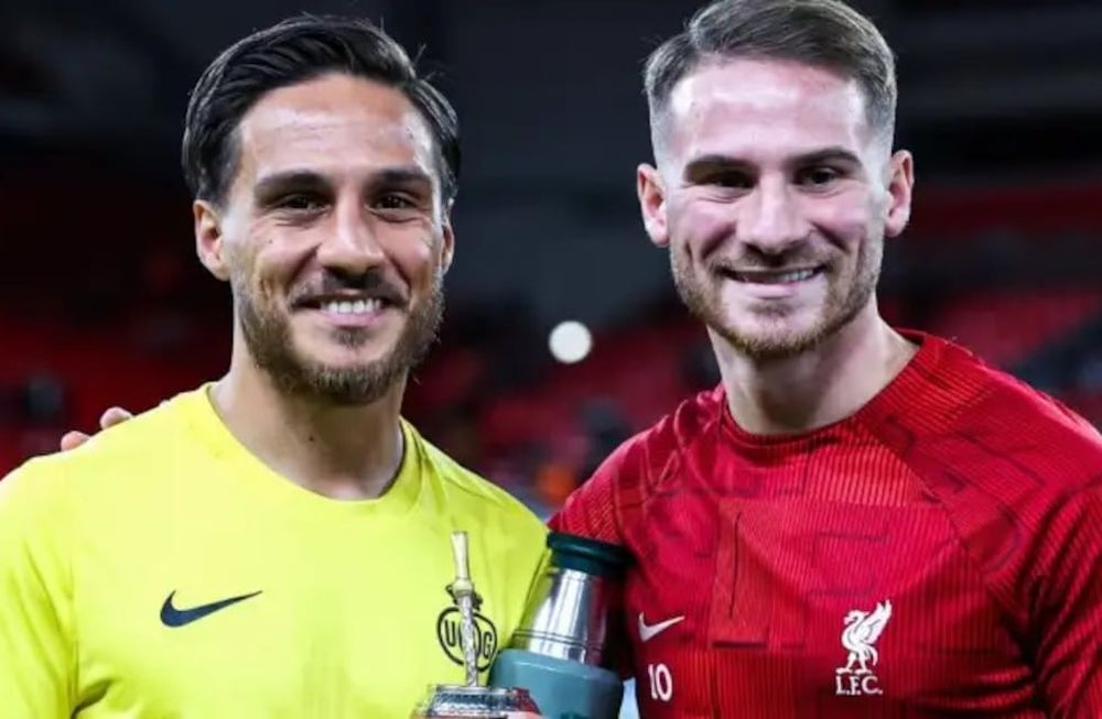 EL DUELO DE LOS HERMANOS MAC ALLISTER DEFINIRÁ, DE MANERA MOMENTÁNEA, EL LÍDER DEL GRUPO E DE LA EUROPA LEAGUE. / Gentilza.