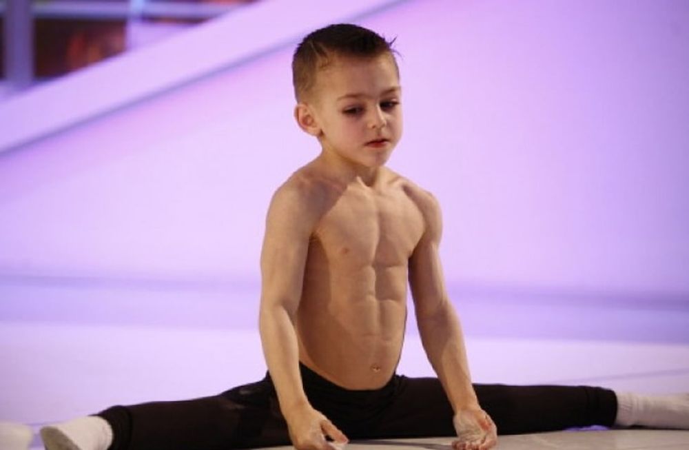 Así luce actualmente Giuliano Stroe, el niño más musculoso del mundo